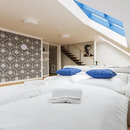 דירה Luxurious Loft At Zizkov