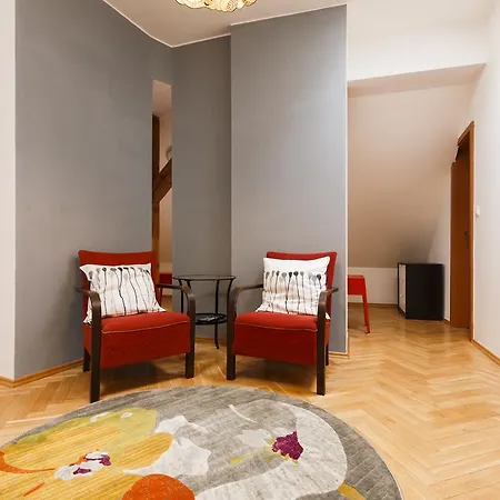 דירה Luxurious Loft At Zizkov פראג