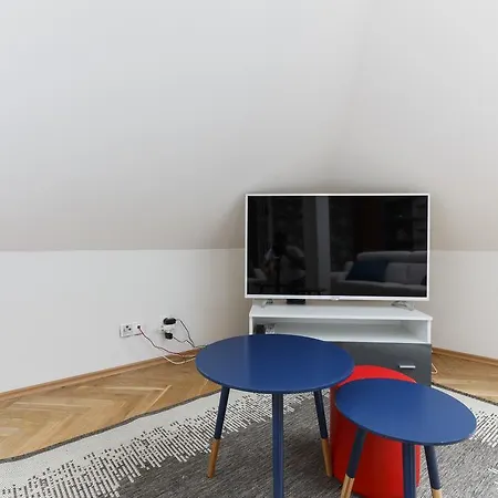 Luxurious Loft At Zizkov פראג